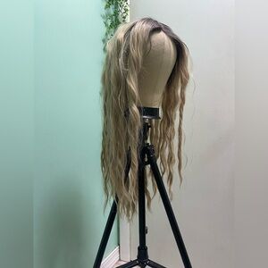 Long Wavy Ombré Blonde Lace Front Wig